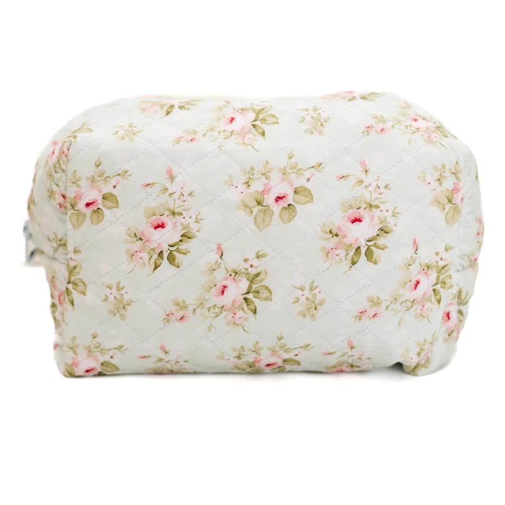 NWT Goosebumps “Mint to Be” Travel Bag